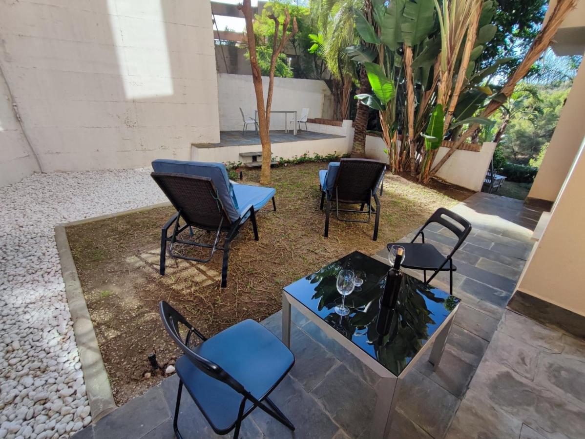 Villa Aguilas Club - Guest House Malaga Exterior photo